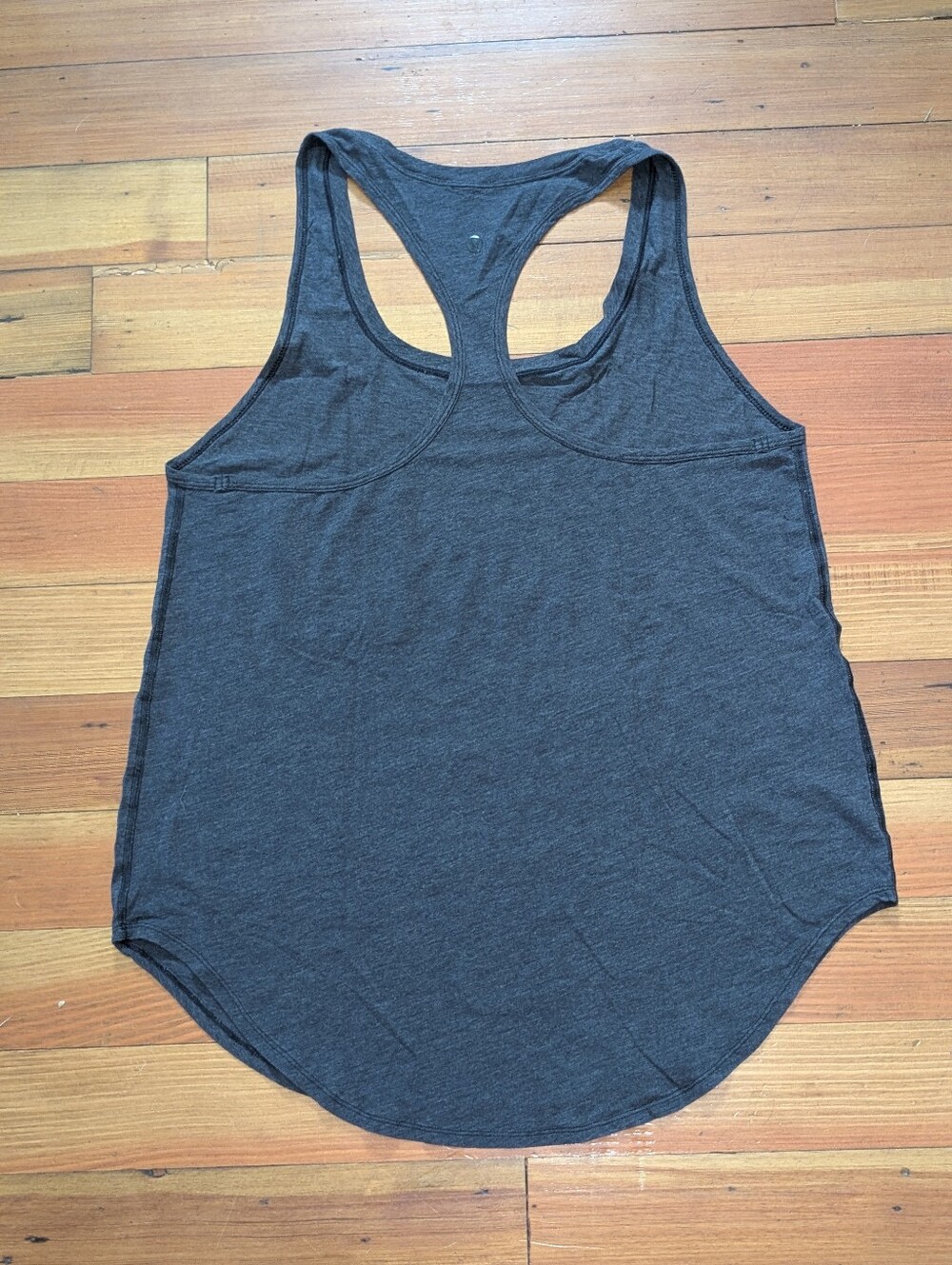 **LULULEMON  2 - Pack**                OM RACERBACK Tank & YOGI RACER Tank -12? - Picture 8 of 11